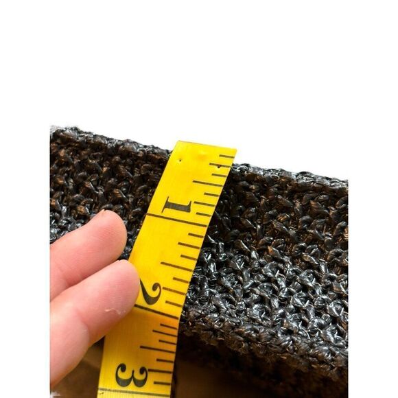 Handcrafted Metallic Woven Clutch Bag With Chain Strap & Twist Lock Closure - Picture 5 of 11